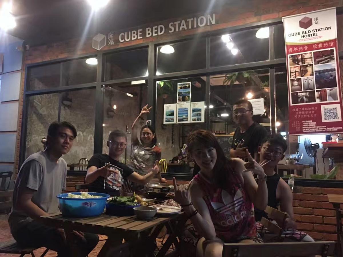 Cube Bed Station & Tours Sdn Bhd Vandrehjem Semporna Eksteriør billede